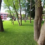 Menada Zornitsa 아파트 *