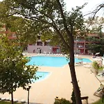 Menada Zornitsa 아파트 *