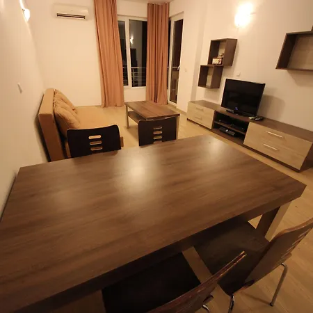 Menada Zornitsa Appartement *