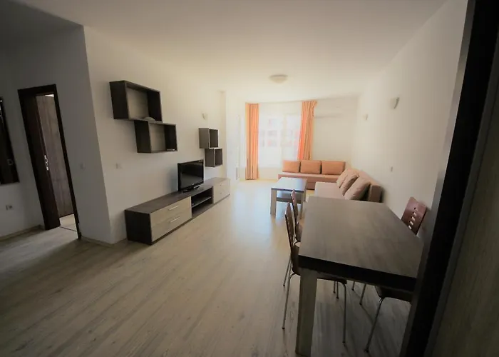 Menada Zornitsa Апартаменты *