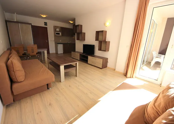 Апартаменты Menada Zornitsa *