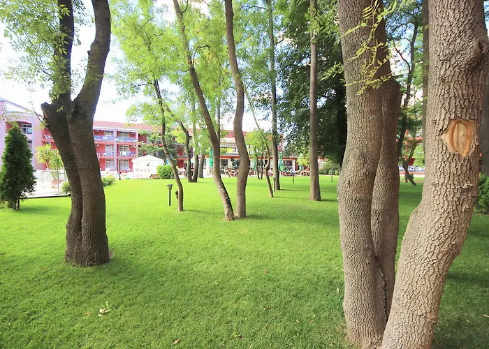 Menada Zornitsa * Slantchev Briag